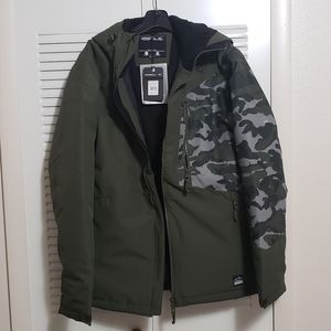 NWOT O'Neill Mens Camo snowboard/ski Jacket